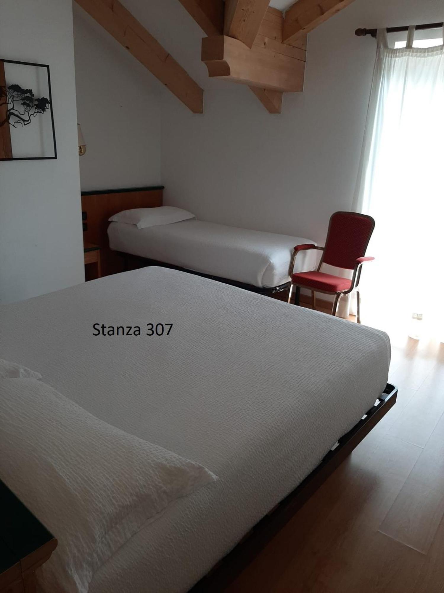 Hotel Pizboe Mazzin Bagian luar foto