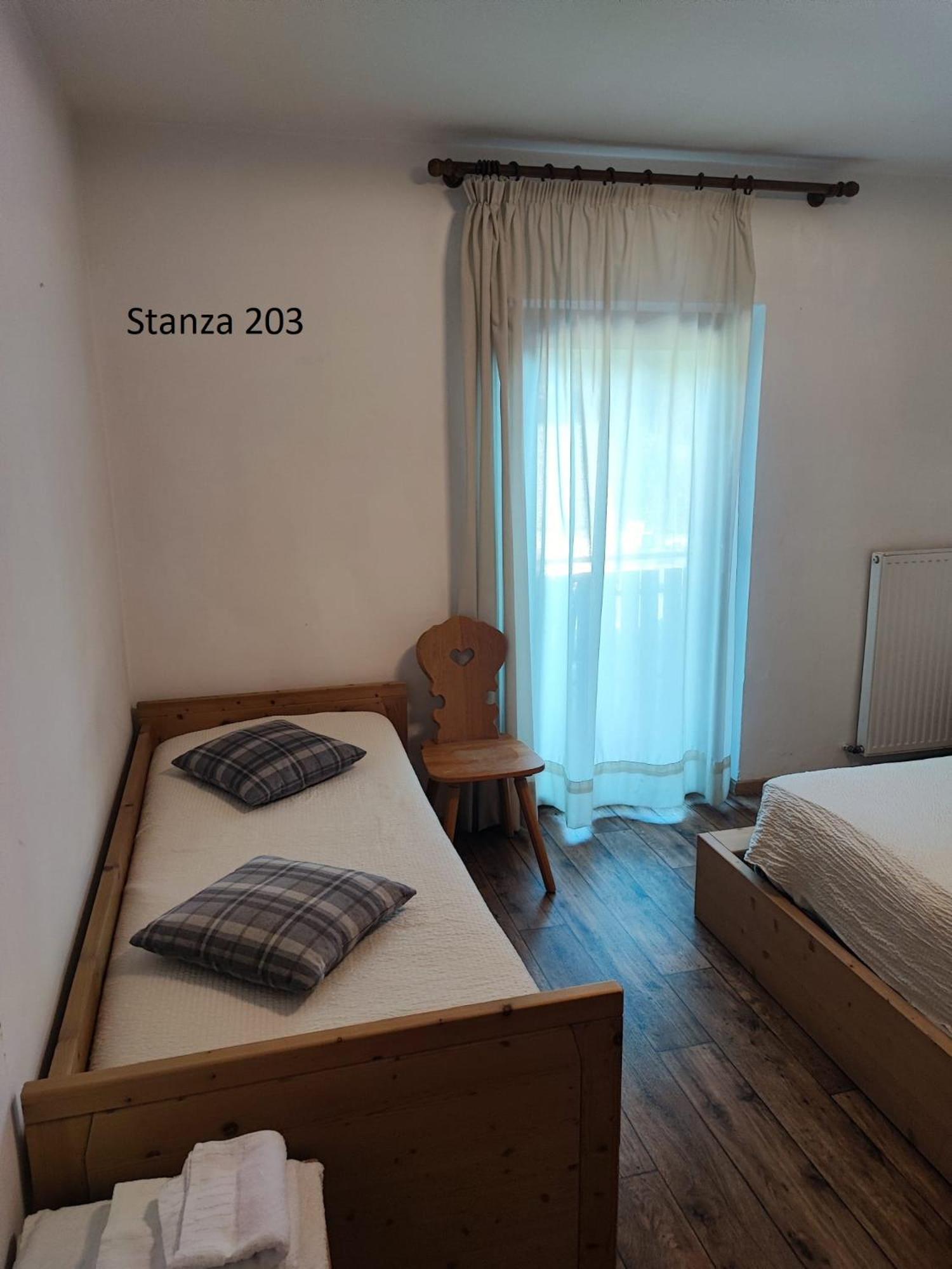 Hotel Pizboe Mazzin Bagian luar foto