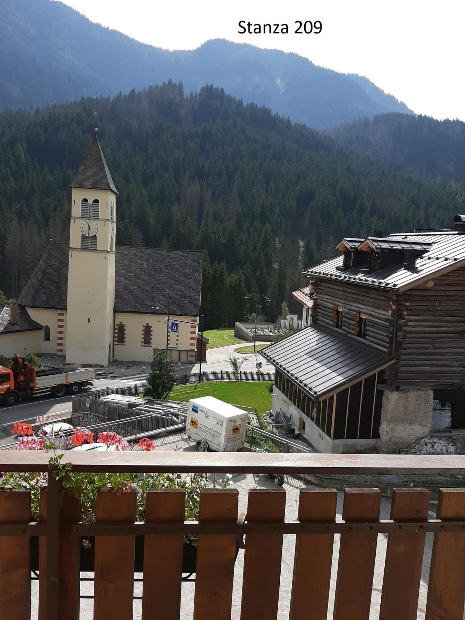 Hotel Pizboe Mazzin Bagian luar foto