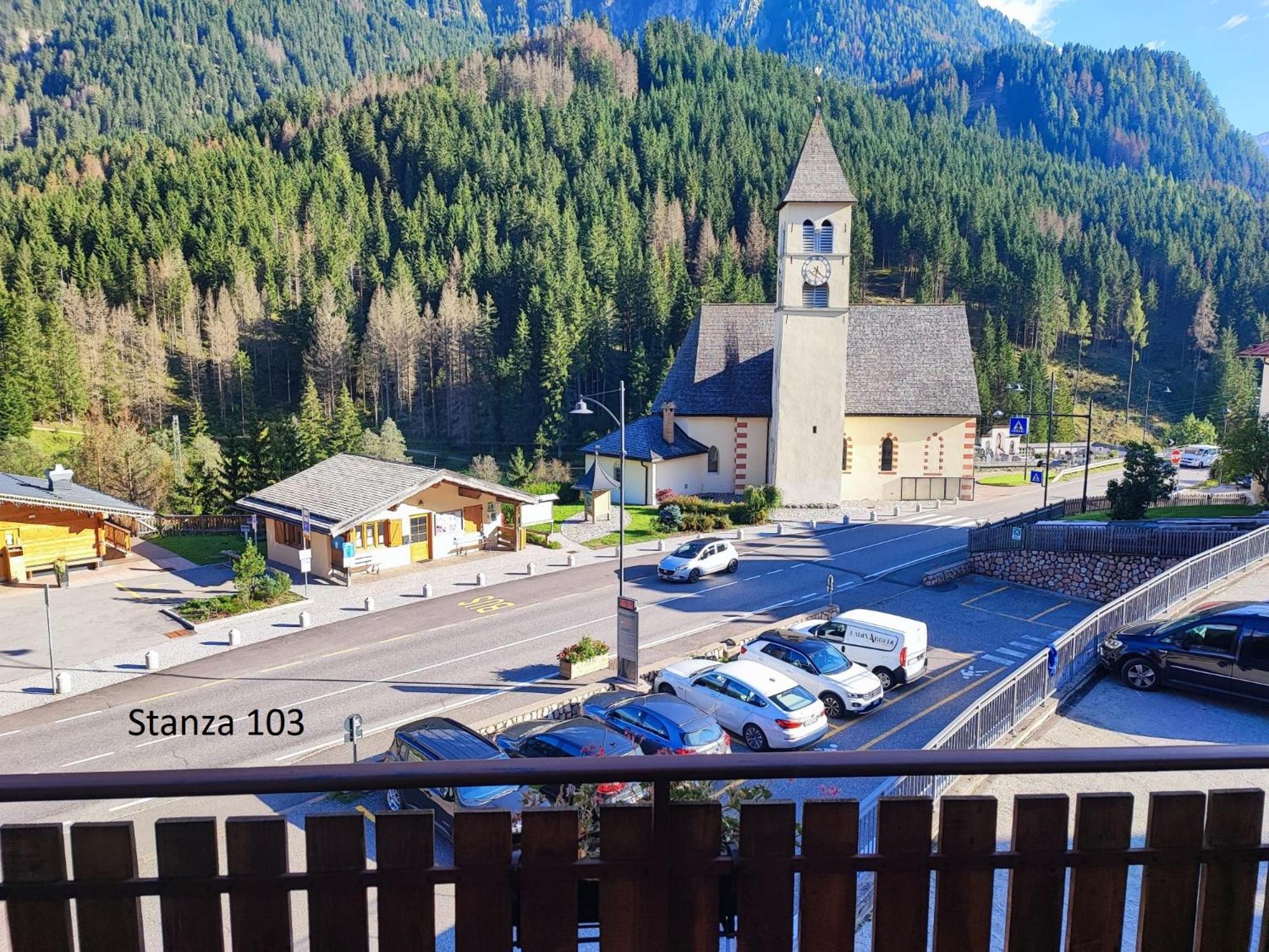 Hotel Pizboe Mazzin Bagian luar foto