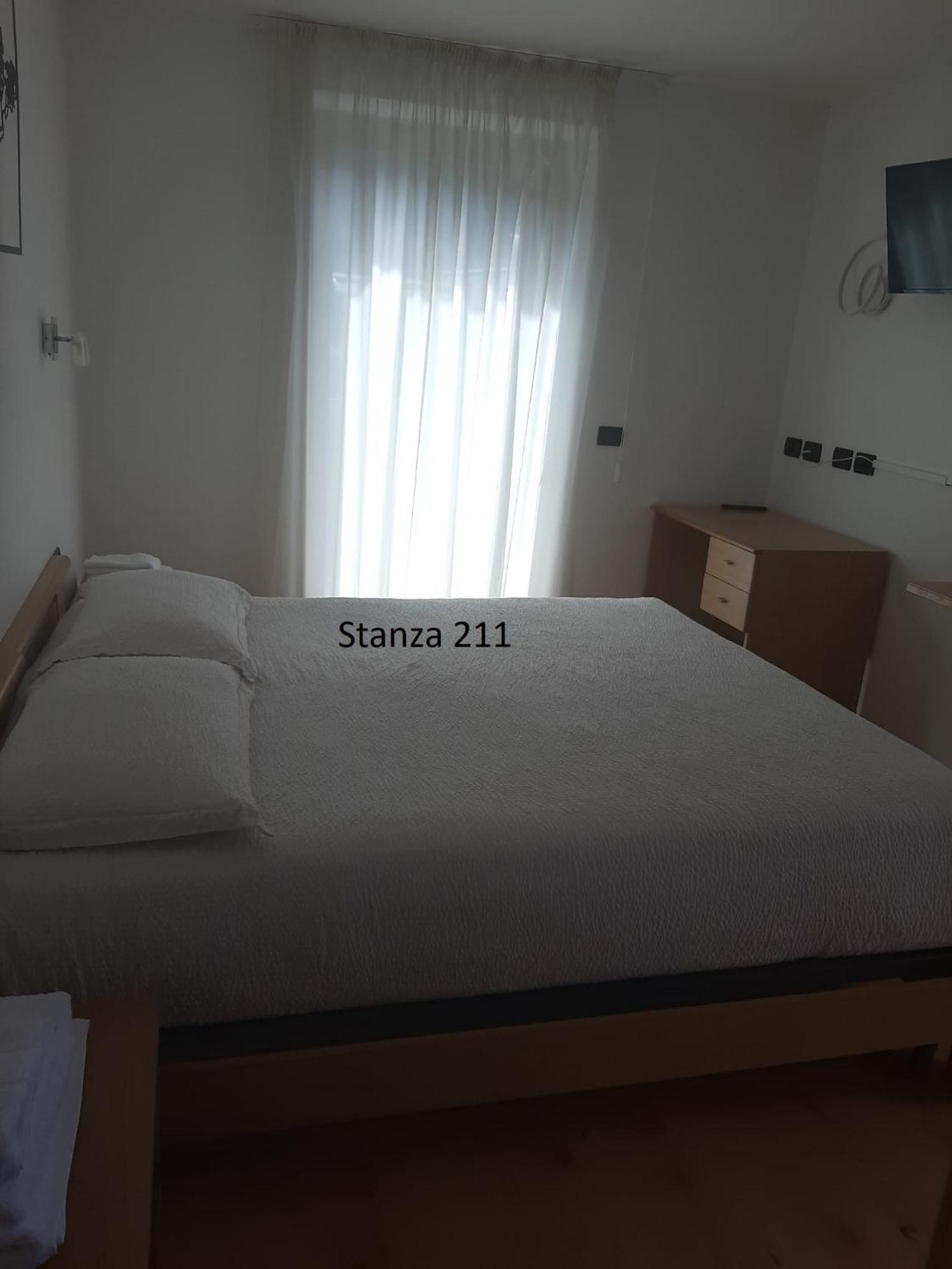 Hotel Pizboe Mazzin Bagian luar foto