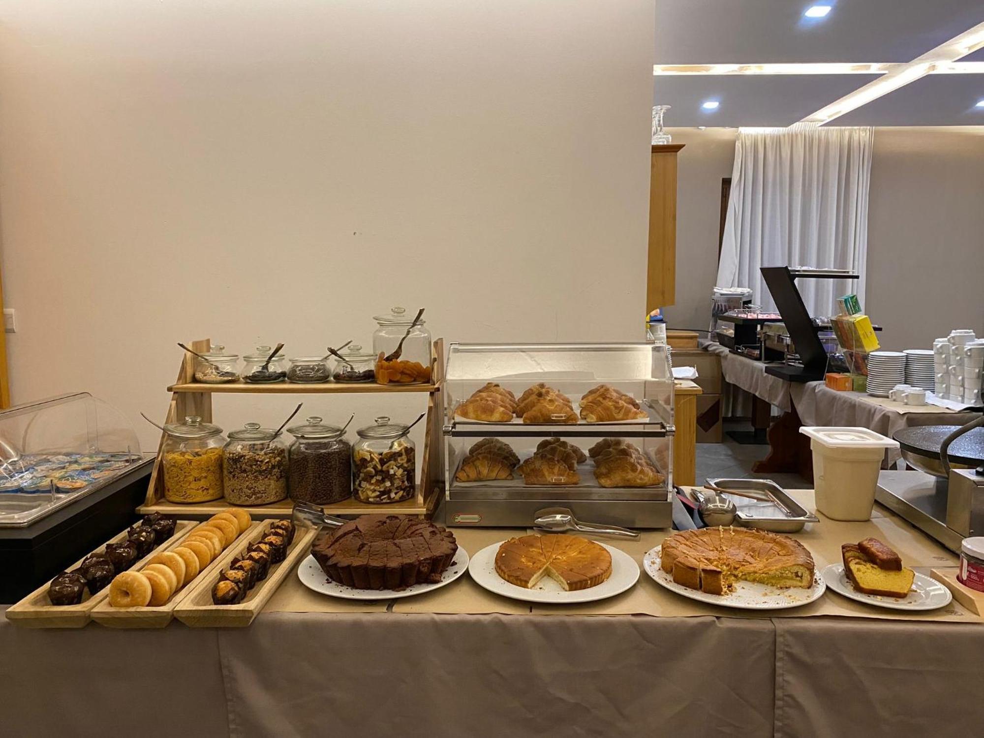 Hotel Pizboe Mazzin Bagian luar foto