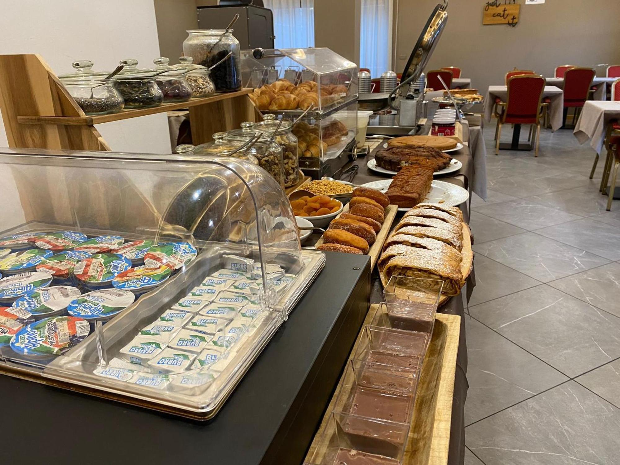 Hotel Pizboe Mazzin Bagian luar foto
