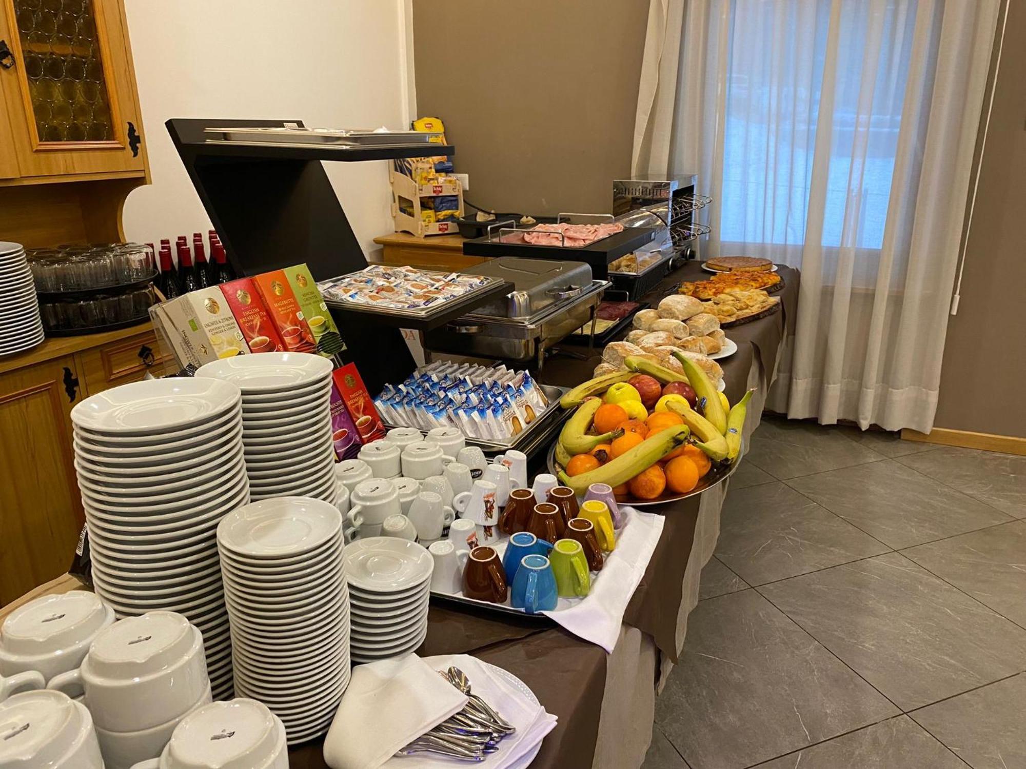 Hotel Pizboe Mazzin Bagian luar foto