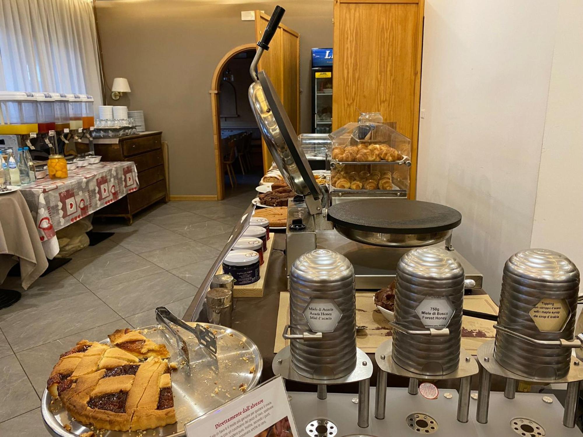Hotel Pizboe Mazzin Bagian luar foto